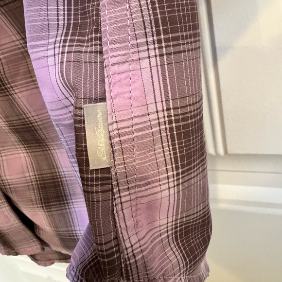 Eddie Bauer Classic Fit Purple Plaid Adjustable Sleeve Technical Button Down. XL - Picture 5 of 8